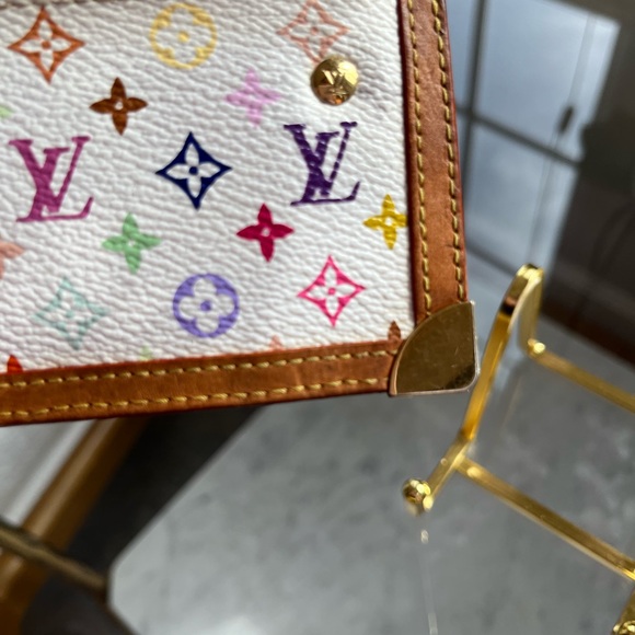 ๐ธSold๐ธ LOUIS VUITTON Takashi Murakami White Multicolor Monogram Key Cles Pouch - Picture 3 of 11
